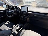 Ford Kuga (2022) 2.5 HEV,4x4,REZERVOVÁNO - náhled 31