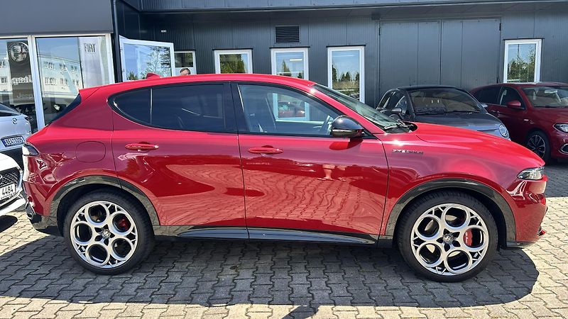 Alfa Romeo Tonale 1.5T Edizione Speciale  - fotka 7 z 17