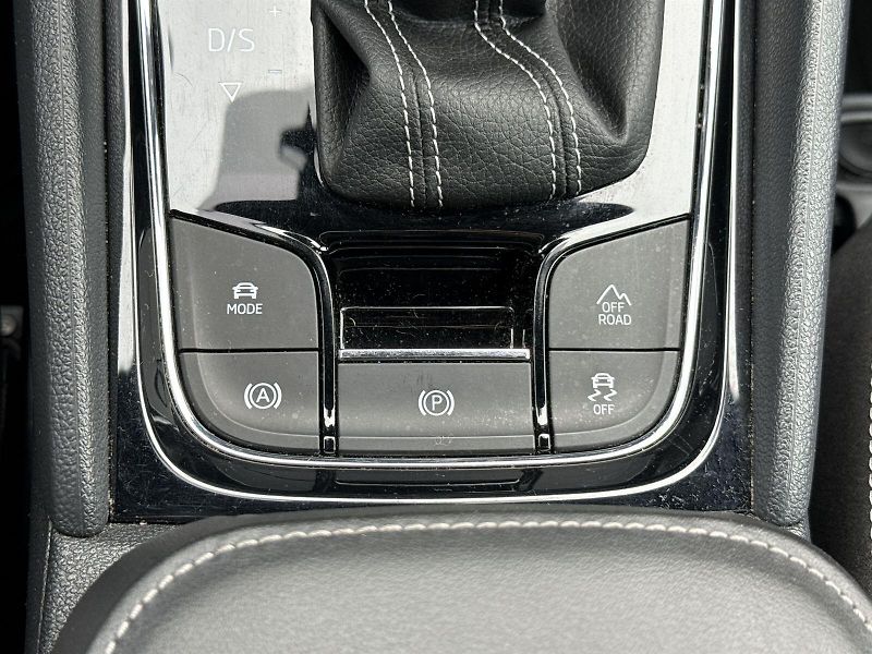 Škoda Kodiaq (2023) 2.0 TSI 4x4 DSG Sportline - fotka 24 z 36