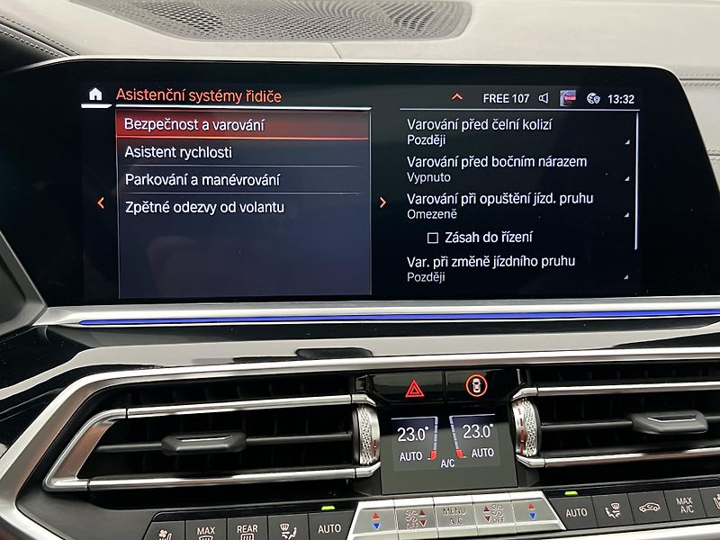 BMW X5 XDrive 30d M-Paket AUT CZ - fotka 42 z 54