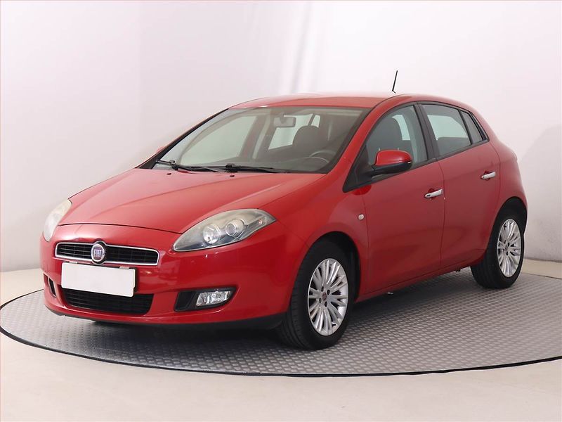 Fiat Bravo (2011) 1.6 MultiJet, nová STK - fotka 2 z 15