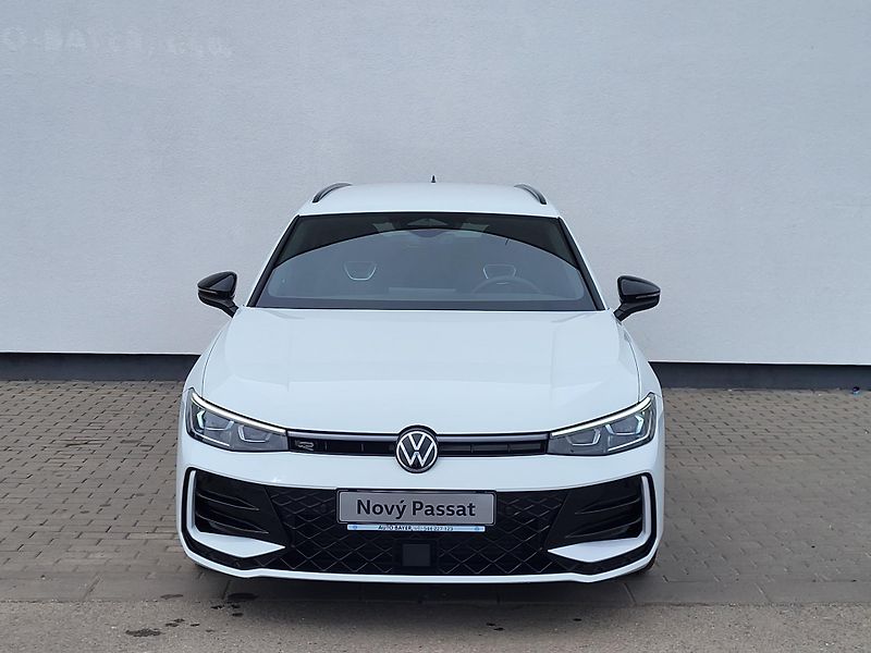 Volkswagen Passat (2026) R-Line 2,0 TDI 110KW-nové - fotka 4 z 29