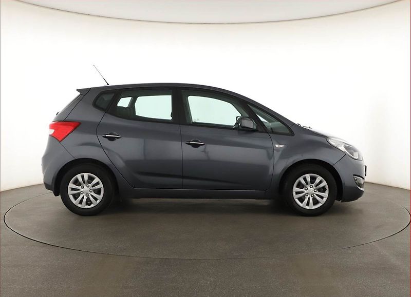 Hyundai ix20 (2018) 1.4 CVVT, Serv.kniha - fotka 6 z 14