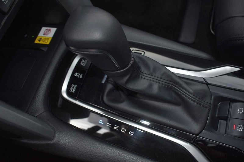 Corolla Cross může mít pohon všech kol