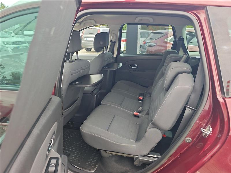 Renault Grand Scénic 1,6 dCi130 7-míst  LIMITED - fotka 11 z 22