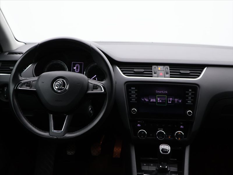 Škoda Octavia 2,0 TDI 110kW Style CZ - fotka 23 z 31