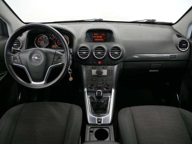 Opel Antara - fotka 5 z 22