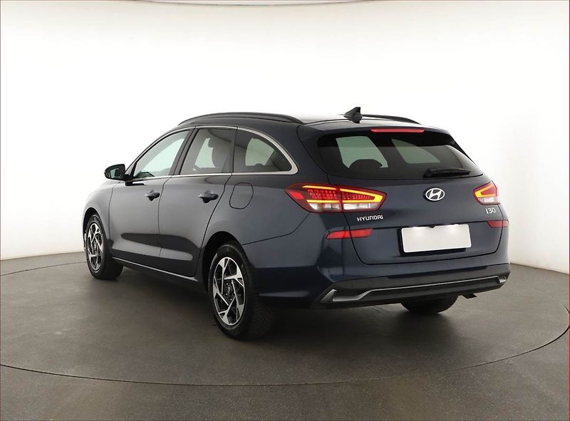 Hyundai i30 (2025) Style 1.0 T-GDI - fotka 4 z 20