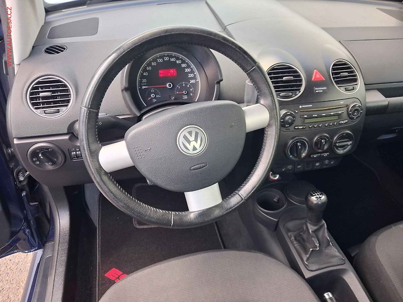 Volkswagen New Beetle (2007) 1.9TDi, AC, výhřev sed - fotka 12 z 14