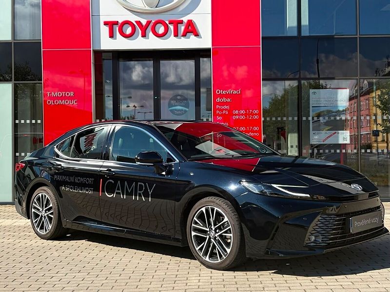 Toyota Camry 2.5 hybrid Executive - fotka 4 z 23