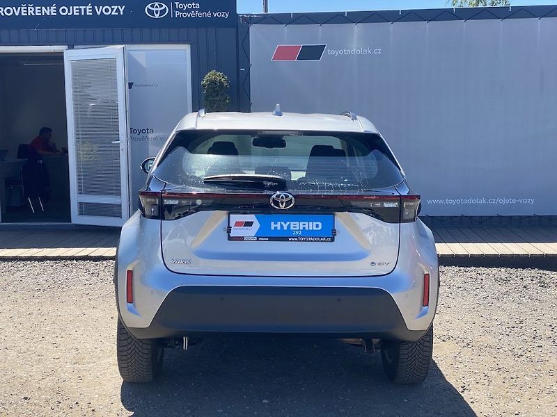 Toyota Yaris Cross 1.5HSD, ČR-1m, Comfort, DPH - fotka 6 z 14