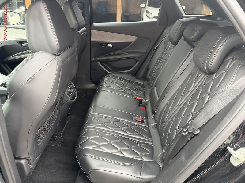 Peugeot 3008 (2018) 2.0 HDi, GT, AT, LED, panor - fotka 10 z 23
