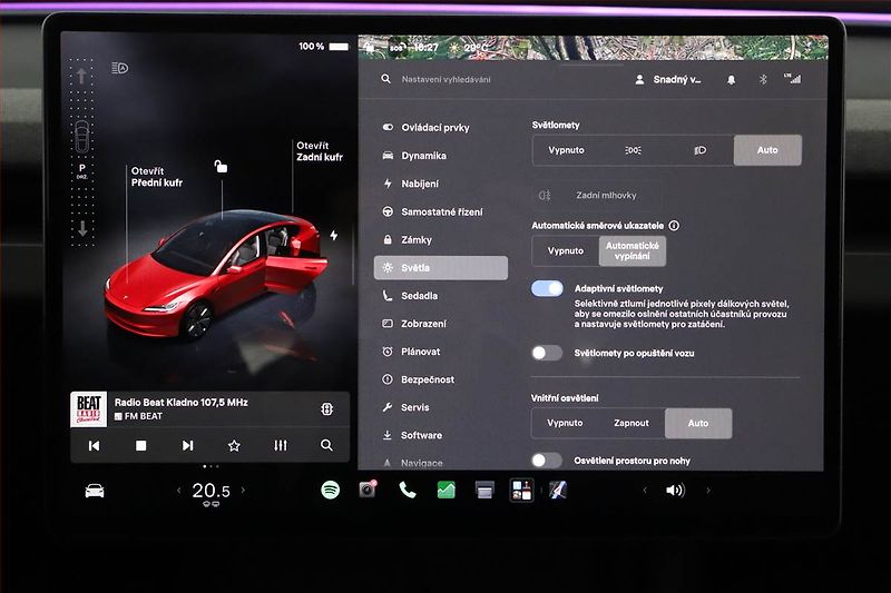 Tesla Model 3 (2023) Long Range 4WD 79kWh, SoH 95% - fotka 18 z 27