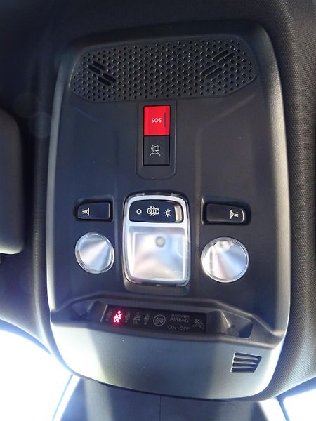 Peugeot 2008 (2026) ALLURE Turbo 100k MAN6 - fotka 25 z 43