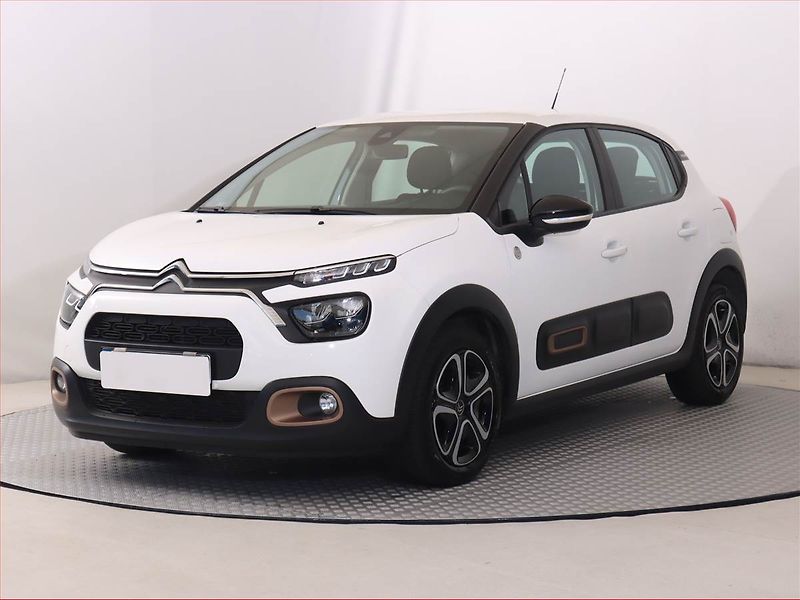 Citroën C3 (2023) 1.2 PureTech, Serv.kniha - fotka 2 z 19