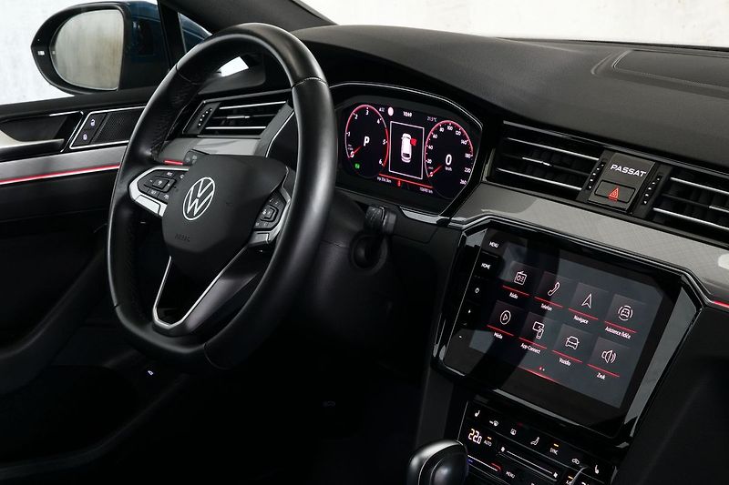 Volkswagen Passat 2.0TDI 110kW DSG IQ 360 Webast - fotka 14 z 35