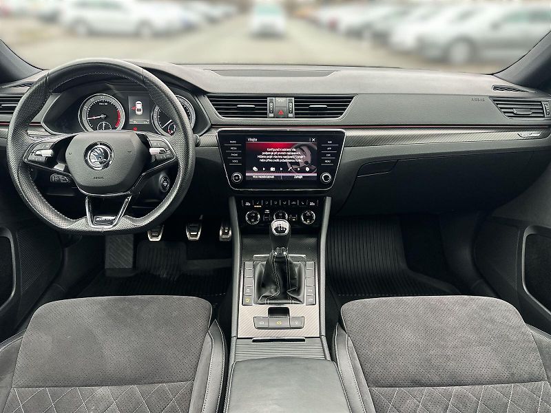 Škoda Superb (2021) 1.5 TSI Sportline - fotka 5 z 29