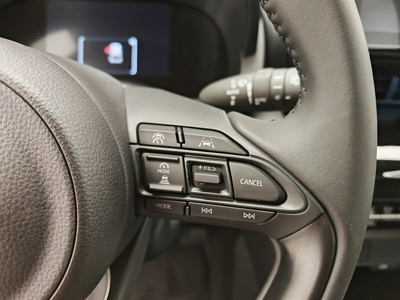 Toyota Yaris Cross 1.5 Hybrid eCVT Comfort 4x2 - fotka 15 z 33