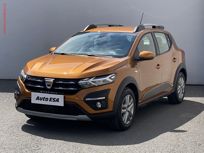 Dacia Sandero (2022) 1.0TCe, 1.maj,ČR, Stepway - fotka 3 z 15