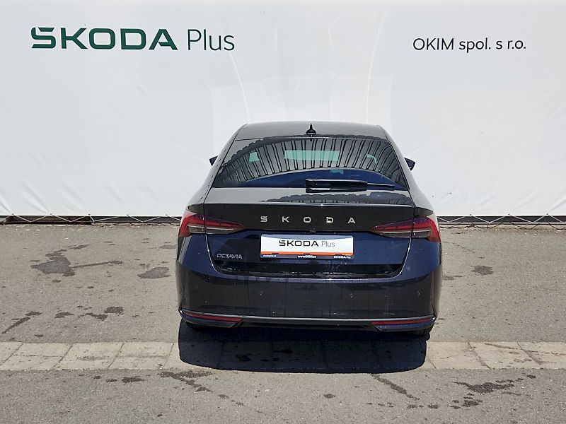 Škoda Octavia (2025) Top Selection 1,5 Tsi 110 Kw D - fotka 33 z 36