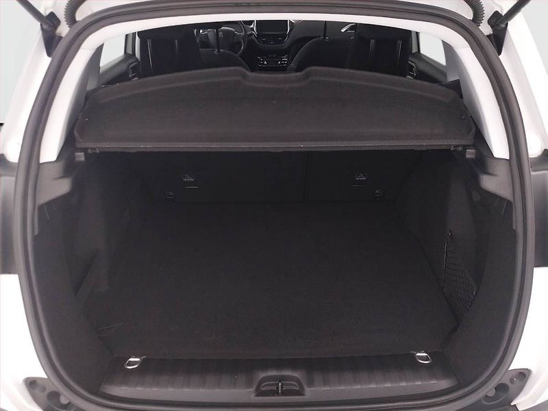 Peugeot 2008 (2017) Active 1.2 PureTech, Tempomat - fotka 14 z 17