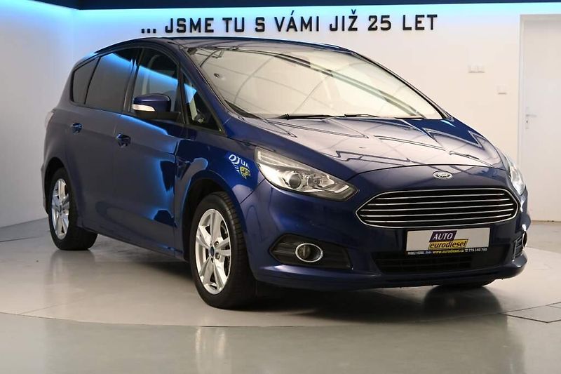 Ford S-MAX (2017) 2.0 BUSINESS Navi 8 Kol POWERS - fotka 4 z 27