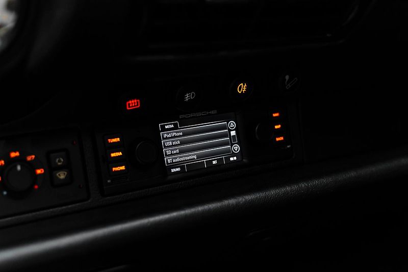Porsche 911 Turbo - fotka 18 z 35