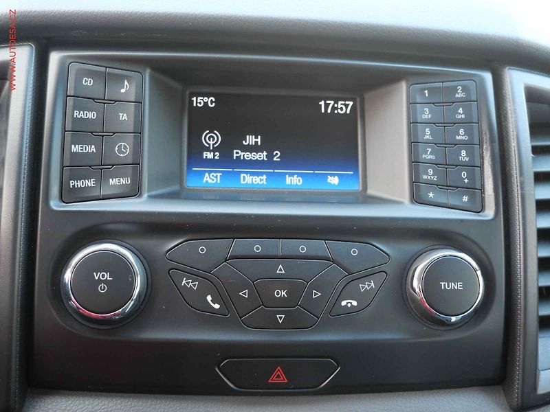 Ford Ranger (2016) 2.2 TDCi, 1.maj,ČR, AC, TZ - fotka 15 z 17