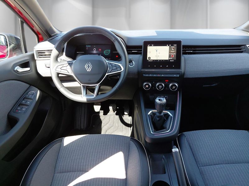 Renault Clio (2024) 1,0 TCe Techno 67 kW ČR - fotka 15 z 24