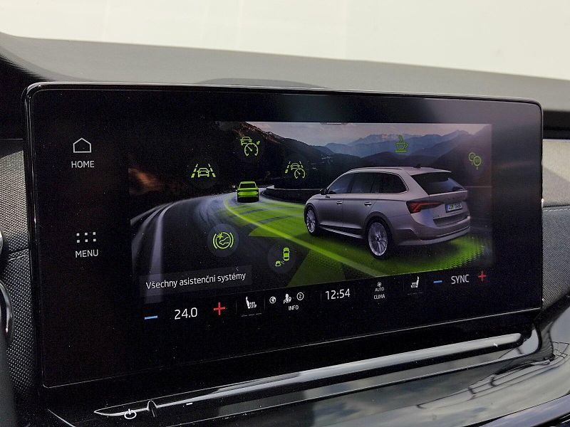 Škoda Octavia (2023) Combi Style Plus  2,0 Tdi 110 - fotka 14 z 42