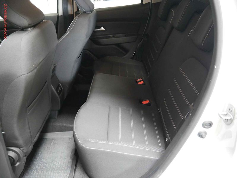 Dacia Duster (2021) 1.0 TCe, 1.maj,ČR, Navi, LED - fotka 10 z 20