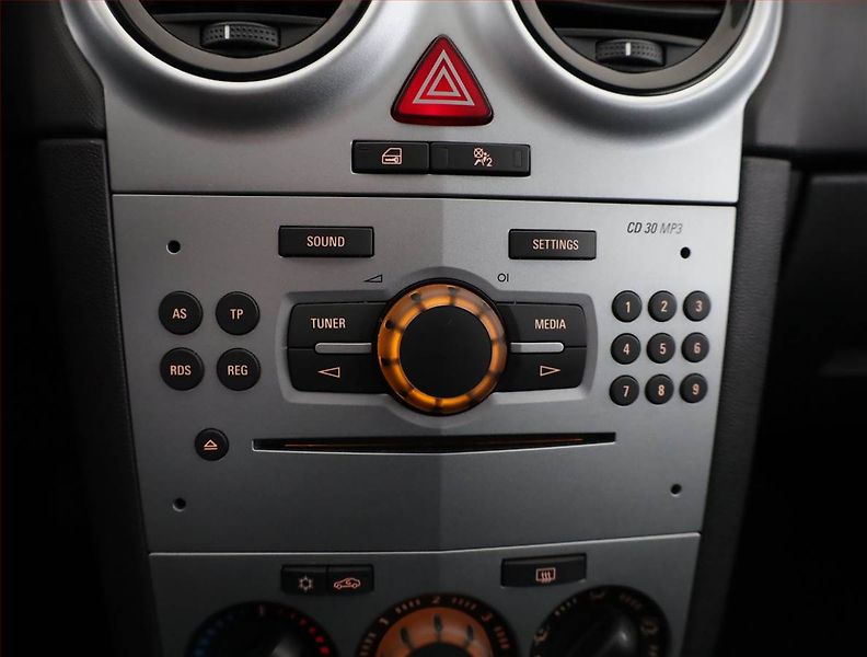 Opel Corsa (2013) 1.2, Serv.kniha, Tempomat - fotka 12 z 16
