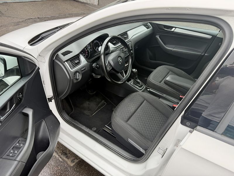 Škoda Rapid (2017) Spaceback 1.4Tdi AUT - fotka 11 z 19