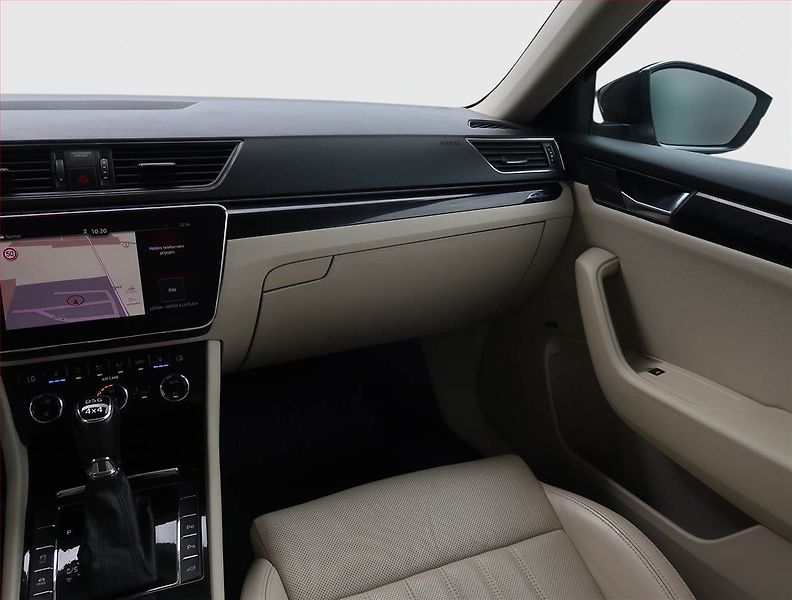 Škoda Superb (2017) Laurin&Klement 2.0 TSI, 4X4 - fotka 8 z 27
