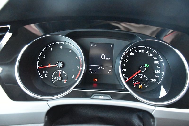 Volkswagen Touran (2022) Comfortline 1.5 TSI 110kW DSG - fotka 16 z 32