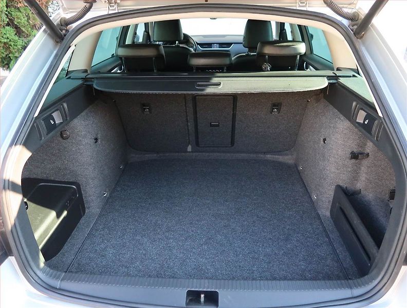 Škoda Octavia (2015) 2.0 TDI, 4X4, Automat - fotka 14 z 25