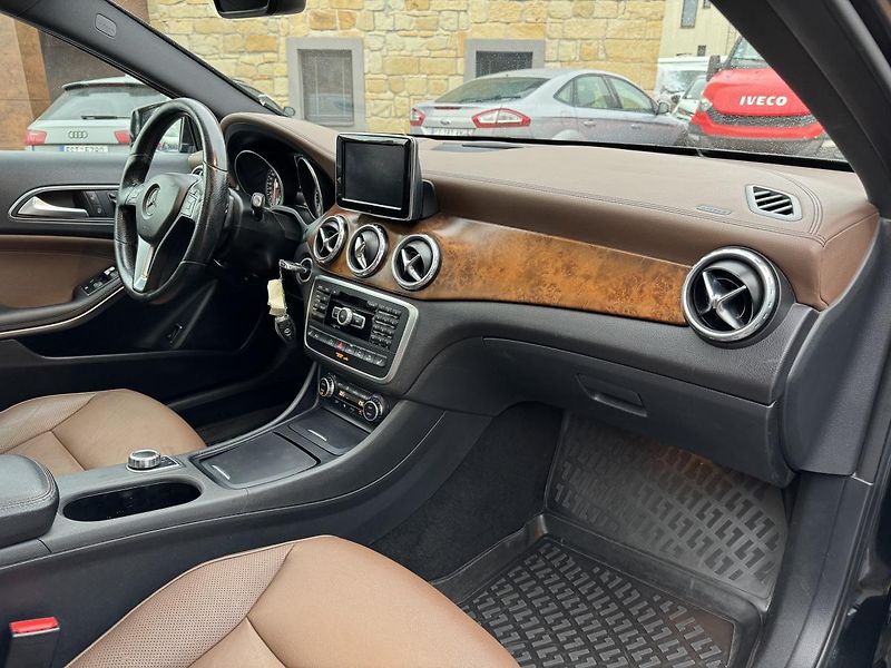 Mercedes-Benz GLA 220 CDI 4 MATIC 125 kW - fotka 14 z 17