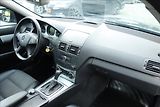 Mercedes-Benz Třídy C 320CDi 165KW, AVANTGARDE. - náhled 13