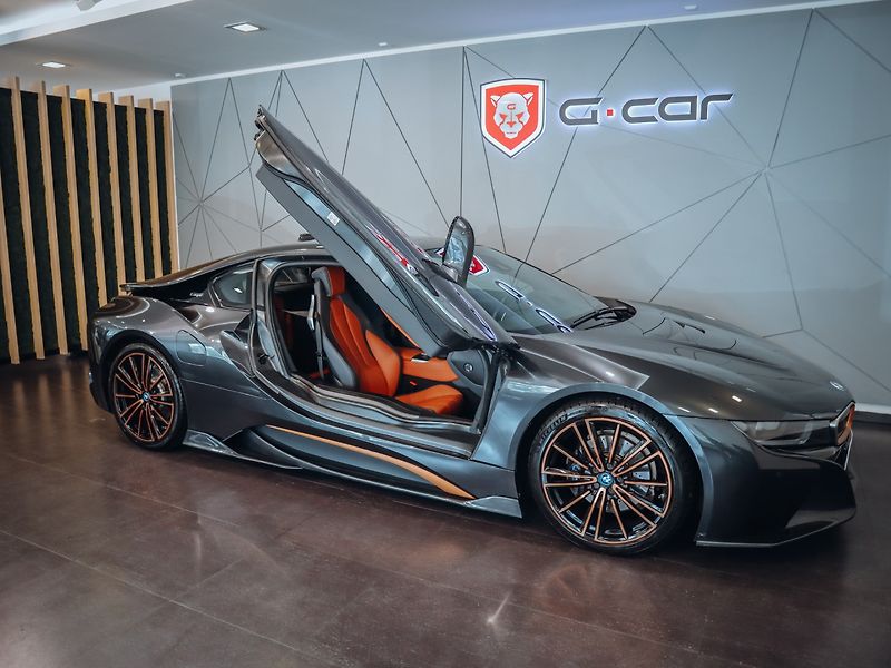 BMW i8 Ultimate Sophisto Edition Kupé - fotka 31 z 35