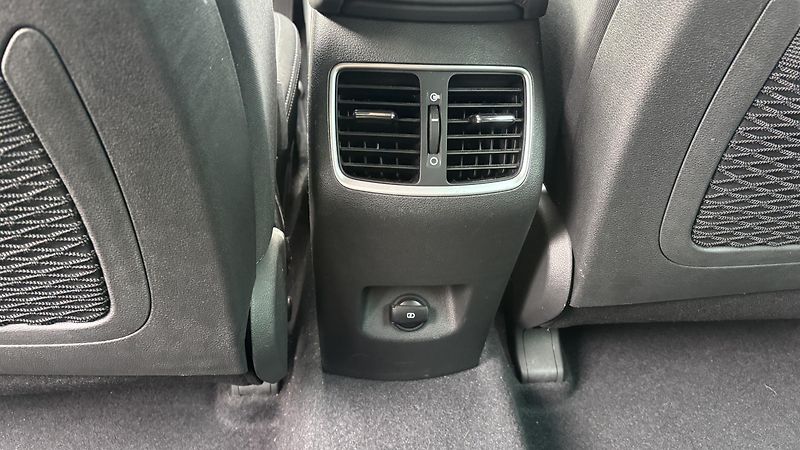 Hyundai Tucson (2020) 1,6 D HP DCT ADVENTURE - fotka 10 z 12