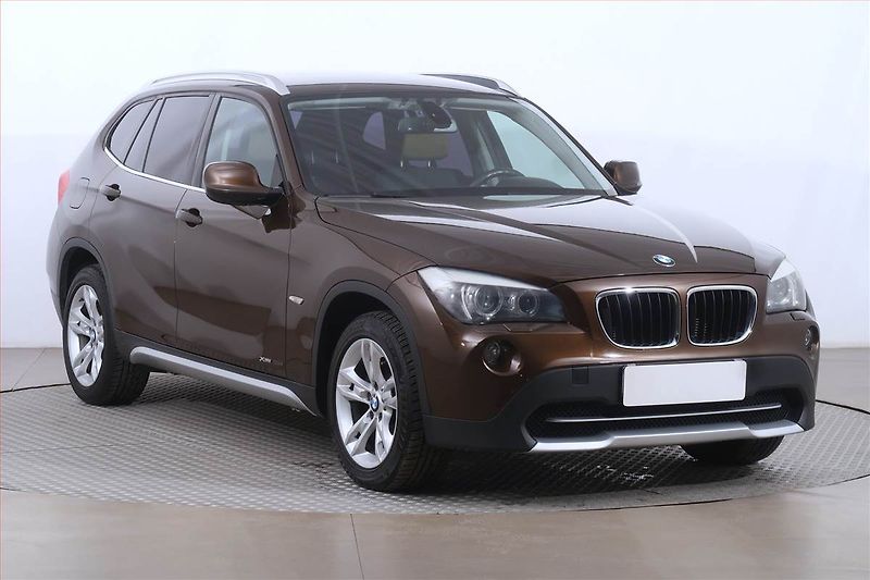 BMW X1 (2012) xLine xDrive20d, 4X4, Automat - fotografie inzerátu