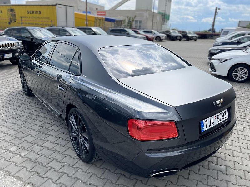 Bentley Flying Spur (2016) 6.0 625 PS  W12 - fotka 24 z 81
