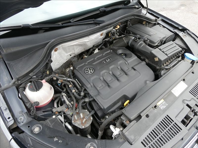 Volkswagen Tiguan 2,0 TDi 110kW Lounge DSG, 4x4 - fotka 34 z 54