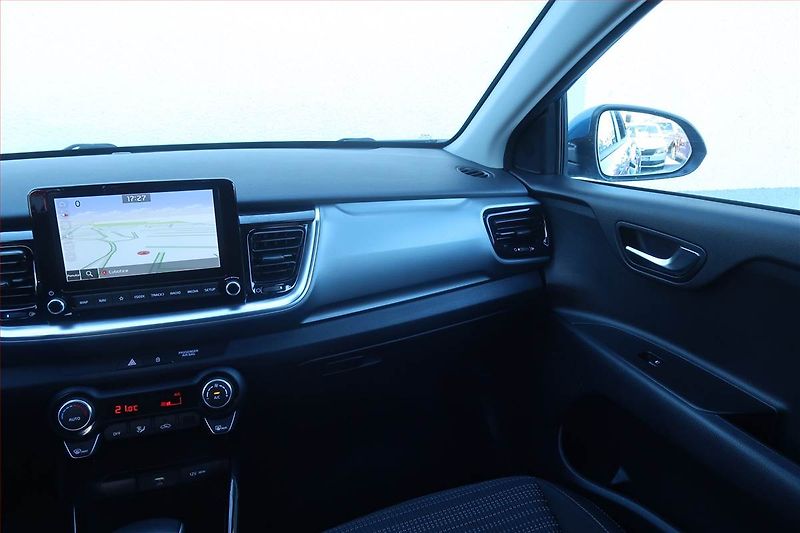 Kia Stonic (2022) 1.0 T-GDI, Automat, Serv.kniha - fotka 8 z 22