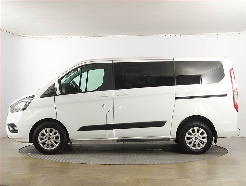 Ford Tourneo Custom (2021) Trend 2.0 EcoBlue mHEV, 1Maj - fotka 3 z 19
