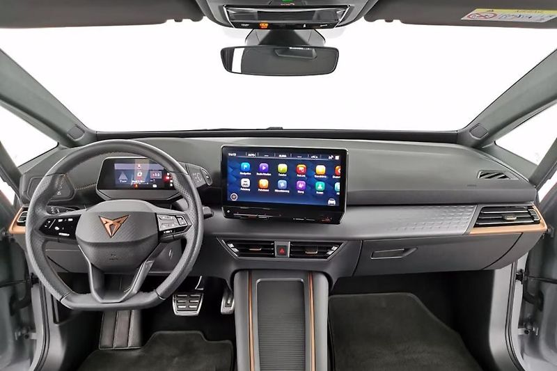 Cupra Born 150kW LaneAssist Carplay DAB - fotka 10 z 11