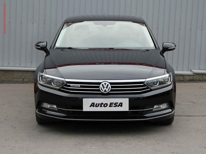 Volkswagen Passat (2016) 2.0TDi 4x4, 2.maj,ČR - fotka 2 z 21