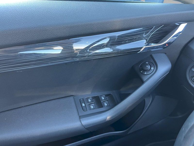 Škoda Octavia (2018) 1.5 TSI 110kW Style Plus combi - fotka 18 z 30