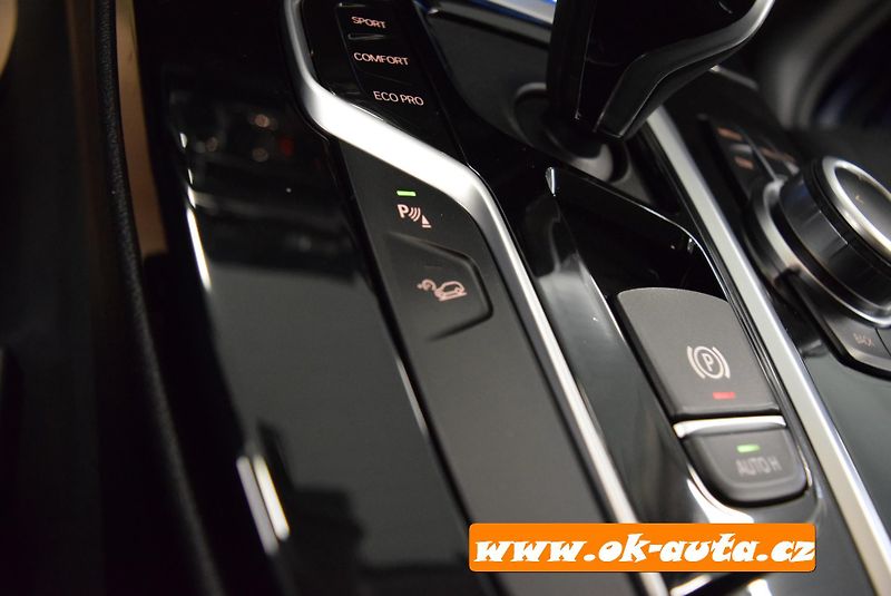 BMW X3 2.0d xDRIVE MILDHYBRID 2021 - fotka 55 z 72