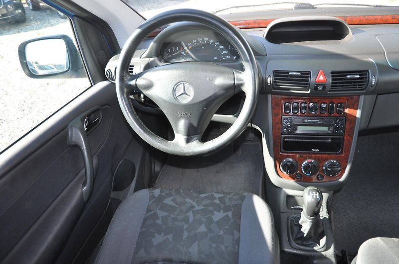 Mercedes-Benz Vaneo 1.7CDi 67kW Ambiente - fotka 5 z 13